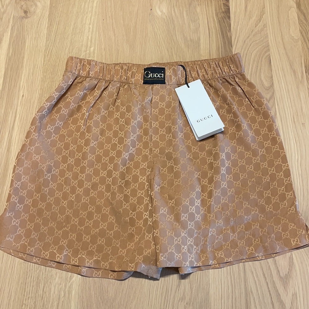 NWT Authentic Gucci silk set - Picture 2 of 16